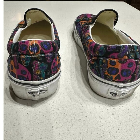 Vans Unisex Men 11.5 Women 13 Canvas Slip on Trippy Drip Skulls Mushrooms Retro - Picture 3 of 10